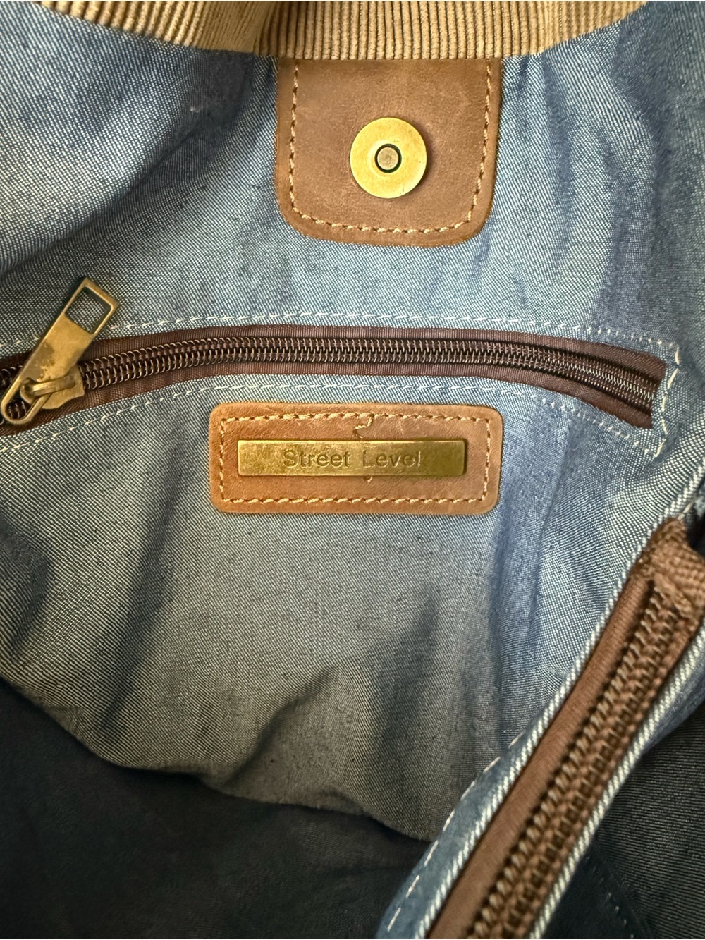 Street Level Men's large tan corduroy & brown Leather Messenger crossbody Bag - Picture 9 of 10